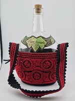 Retró Egri Leányka kulacs / borosüveg piros-fekete tokban (2L)
