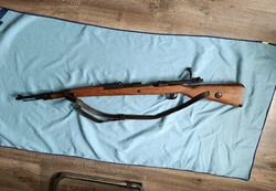 Rendkívül élethű Mauser K98 puska Karabiner 98k replika fegyver eladó