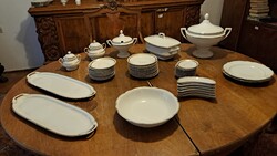 Antik Rosenthal és TK Thun porcelán étkészlet tálalókkal