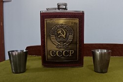 CCCP feliratos italos flaska 3 kupicás pohárkával