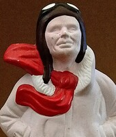 RETRO kerámia MILITARY FIGURA - REPÜLŐGÉP PILÓTA - WW II /CHARLES LINDBERGH - JÓ ÁLLAPOTBA 24 cm