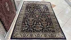 4425 MESESZÉP Hindu Tabríz kézi gyapjú perzsa szőnyeg 137X210CM