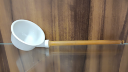 Retro fehér szauna felöntő kanál – porcelán fejjel!
