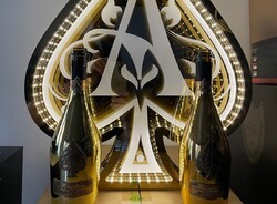 CHAMPAGNE CLUB - Armand de Brignac LED világító bárdísz – prémium “Ace of Spades” fényinstalláció