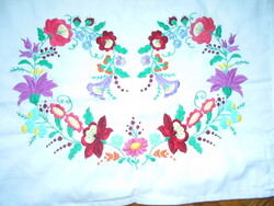 KALOCSAI szép  mintával diszpárna huzat-  55 cm X 41 cm