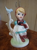 Román porcelán figura, kislány madárral és lanttal, magassága 13 cm. Jókai