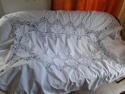 Nagyméretű fehér asztalterítő 250x160 cm