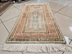 Kiárusítás!! BFZ839 Álomszép Eredeti Kézi Selyem Kayseri Perzsa Szőnyeg  59x117 cm