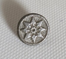 16-17. századi gomb. (katonai, vagy polgári díszgomb). 2.