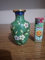 Kínai réz zománcos váza , rekesszománcos cloisonne váza virág mintával. 10,2 cm.