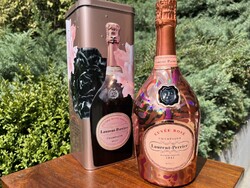 CHAMPAGNE CLUB - Laurent-Perrier Cuvée Rosé Holographic Edition – Limitált díszdoboz és palackvédő