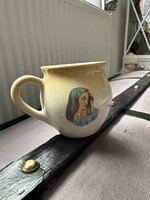 Hasas kerámia Mária bögre.