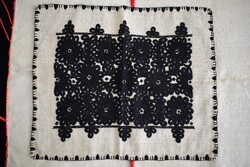 Hímzett vászon erdélyi írásos kézimunka párna huzat díszpárna minta  57x48 cm kalotaszegi