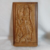 Antik/Vintage indiai fafaragás dombormű – Táncoló Apsara (20x11 cm)