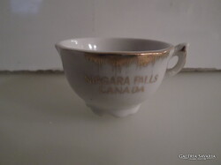 NIAGARA  FALLS CANADA - CSÉSZE - PORCELÁN - RÉGI - 5 x 3 cm -  HIBÁTLAN