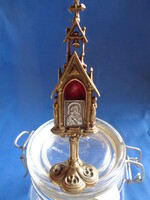 19.sz-i  Gótikus miniatűr ereklyetartó monstranciája , tűz aranyozott bronzból.