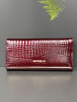 Beth Cat bordó színű női pénztárca valódi lakkbőrből elegáns krokodilmintával