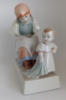 Zsolnay porcelán anya gyermekével!