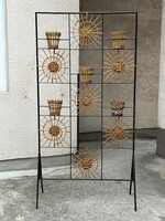 RETRO, VAS TÉRELVÁLASZTÓ, VIRÁGTARTÓ KARIKÁKKAL, FONOTT NÁD, NAP DÍSZÍTÉSEKKEL 174 X 90 CM