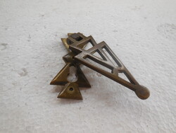 Antik bútorvasalat  , sárgaréz fiókhúzó , art- deco stílusban  , 1 db ,   9 cm
