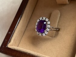 Ametiszt 0.44ct.gyémántokkal Margaréta arany gyűrű.Igazolással