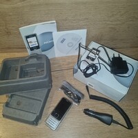 Nokia 6300 Mobiltelefon​ kiegészítőkkel