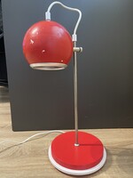Retro-modern alumínium asztali lámpa egyedi talppal