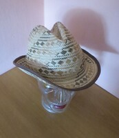 Kiskarimás szalmakalap körméret: kb. 59 cm