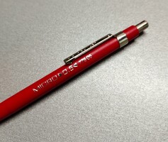 Staedtler retró nyomósiron.
