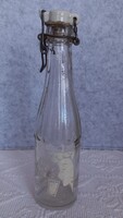 Retro HÜSI bambis csatosüveg 0,25 l, porcelán fedele alatti gumi kiszáradt., alkudható