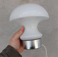 Gomba Modern Retro White Table Lamp