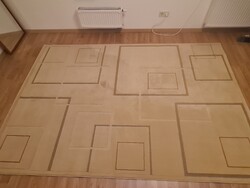 Geometrikus mintázatú belga hőrögzített szőnyeg 290x200cm
