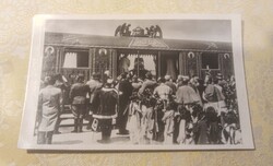 1938. A szent jobb fogadása egy állomáson
