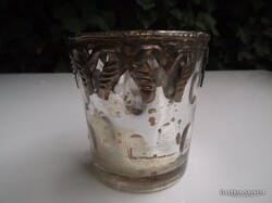 MÉCSESTARTÓ - FÉMCSIPKÉS - ÜVEG - FONCSOROZOTT  - 8 x 7 cm - HIBÁTLAN