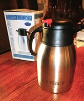 1,5 literes Nescafé kiöntős fém termosz (acél, törhetetlen, vákumos, új)
