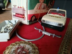 Gyűjteményből retro Wartburg Piko dobozban rendőrautó eladó