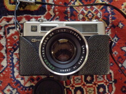 Eladó szép állapotú Yashica Electro 35 GSN távmérős fényképezőgépem.