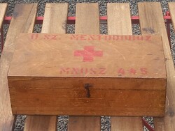 Retro mentő láda 1951-ből / Orvosi elsősegély láda tartalommal
