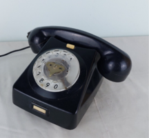 Regi magyar fekete telefon, tarcsas telefon