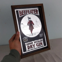 Fali dekoracio, Beefeater Dry Gin