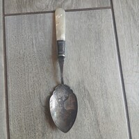 Csodás antik gyöngyházas ezüstözött lekváros kanál (16,5x3,6 cm)
