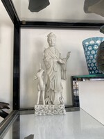 Herendi biskvitporcelán nőalak szarvassal – 32 cm