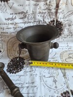 Antik sárgaréz / bronz mozsár eredeti törővel (12 cm)