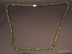 Régi hosszú (96 cm)  természetes jáde gyöngysor nyaklánc ezüst (Ag .835) kapoccsal