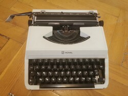 Royal Litton hordozható mechanikus írógép