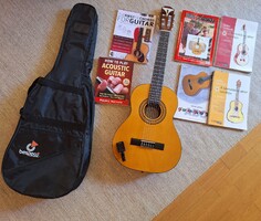 EPIPHONE Pro-1 akusztikus gitár 3/4, tokkal, hangolóval, kottákkal