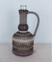 Fonott kis uveg, italtarto, retro