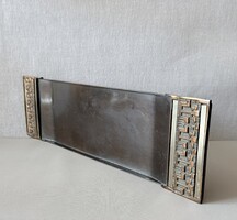 Móga Sándor brutalista iparművészeti réz tálca (45x13 cm, 1 kg) – Retro 1970-es évek
