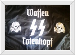 NÉMET BIRODALOM > ZÁSZLÓ (WAFFEN-SS TOTENKOPF) > 120 x 180 CM