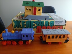 Retró szovjet elektromechanikus kisvasút (Ogonjok) – Dobozos, HIÁNYTALAN, MŰKÖDIK